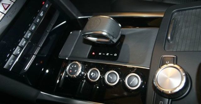 2013 M-Benz E-Class Sedan(NEW) E63 AMG  第8張相片
