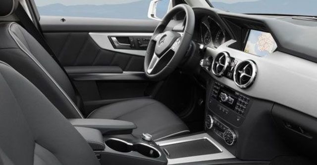 2013 M-Benz GLK-Class GLK300 4MATIC BlueEFFICIENCY  第11張相片