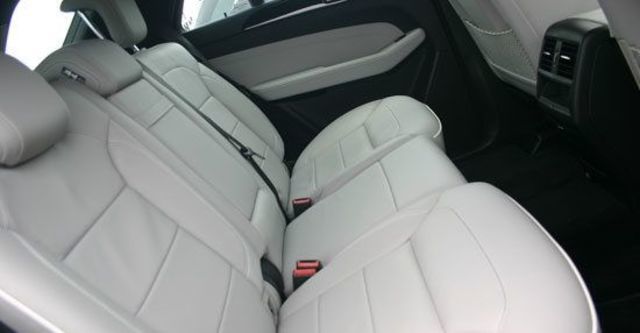 2013 M-Benz M-Class ML350 BlueTEC 4MATIC  第11張相片
