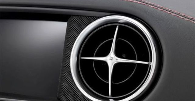 2013 M-Benz SL-Class SL500 BlueEFFICIENCY  第9張相片