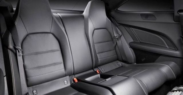 2012 M-Benz C-Class Coupe C250 BlueEFFICIENCY  第7張相片