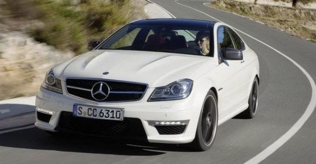 2012 M-Benz C-Class Coupe C63 AMG  第2張相片