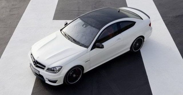 2012 M-Benz C-Class Coupe C63 AMG  第4張相片