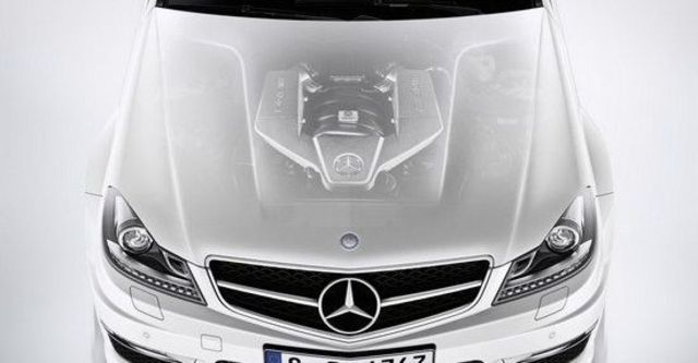 2012 M-Benz C-Class Coupe C63 AMG  第11張相片