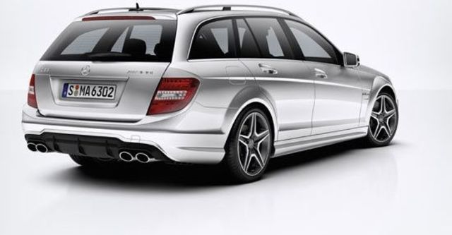 2012 M-Benz C-Class Estate C63 AMG  第5張相片