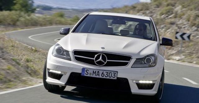 2012 M-Benz C-Class Estate C63 AMG  第8張相片