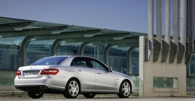 2012 M-Benz E-Class Sedan E350 BlueEFFICIENCY Avantgarde  第6張相片