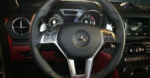 2012 M-Benz SL-Class SL63 AMG  第7張相片