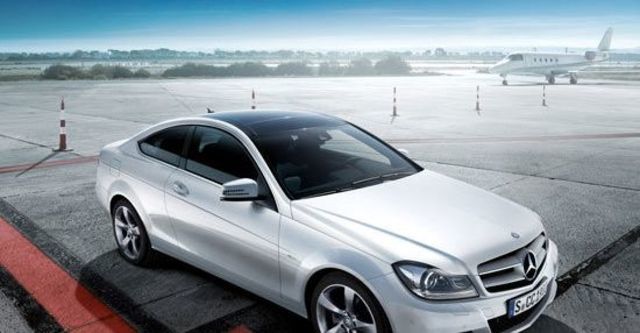 2011 M-Benz C-Class Coupe C250 BlueEFFICIENCY  第2張相片