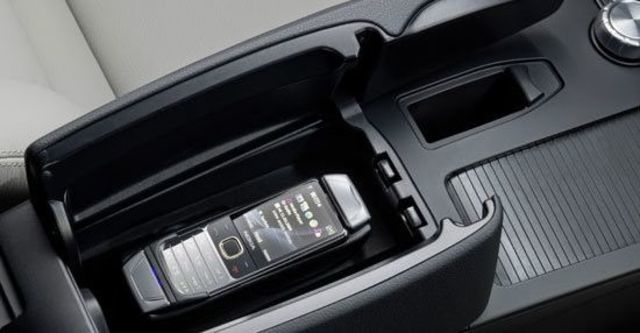 2011 M-Benz C-Class Sedan C200 BlueEFFICIENCY Classic  第5張相片