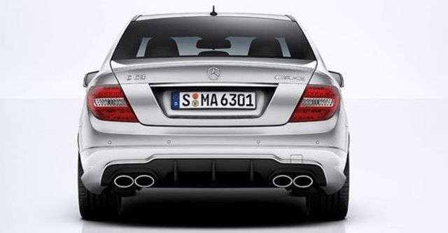 2011 M-Benz C-Class Sedan C63 AMG  第3張相片