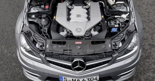 2011 M-Benz C-Class Sedan C63 AMG  第10張相片