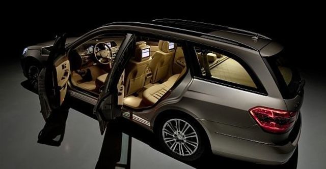 2011 M-Benz E-Class Estate E250 CGI Avantgarde  第12張相片