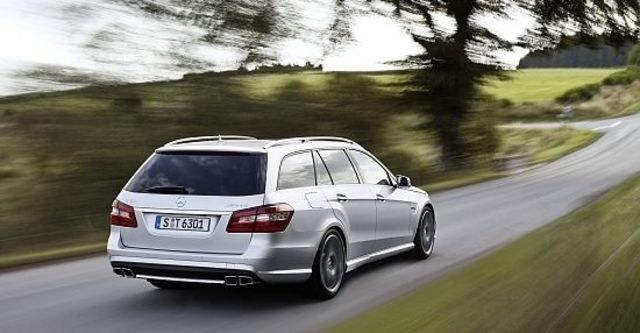 2011 M-Benz E-Class Estate E63 AMG  第9張相片