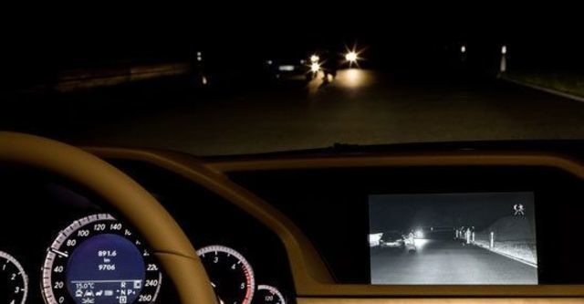 2011 M-Benz E-Class Sedan E300 Avantgarde  第7張相片
