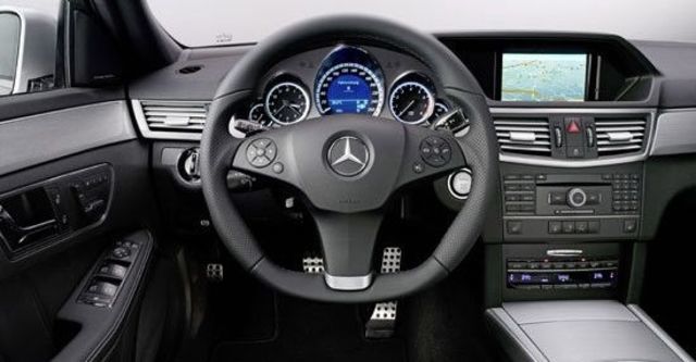 2011 M-Benz E-Class Sedan E350 Avantgarde  第3張相片