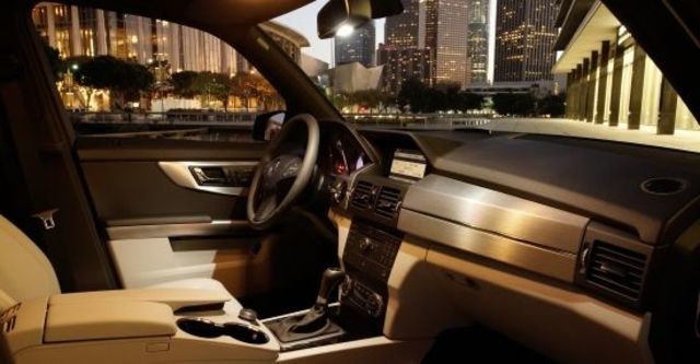 2011 M-Benz GLK-Class GLK300 4MATIC  第6張相片