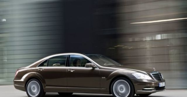 2011 M-Benz S-Class S600L  第11張相片