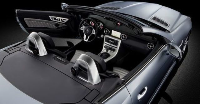 2011 M-Benz SLK-Class SLK350 BlueEFFICIENCY  第9張相片
