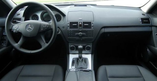 2010 M-Benz C-Class Estate C300 Avantgarde  第5張相片