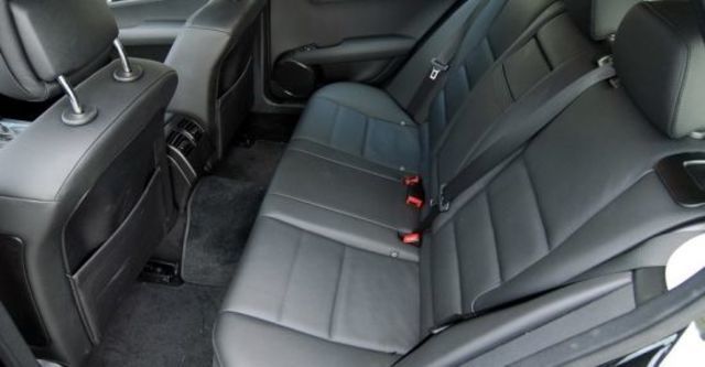 2010 M-Benz C-Class Estate C300 Avantgarde  第6張相片