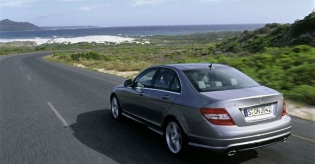2010 M-Benz C-Class Sedan C200 CGI Avantgarde  第3張相片