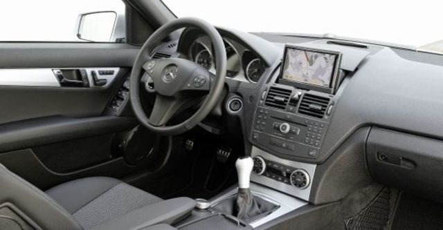 2010 M-Benz C-Class Sedan C220 CDI Avantgarde  第6張相片