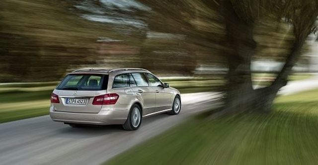 2010 M-Benz E-Class Estate E250 CGI  第3張相片