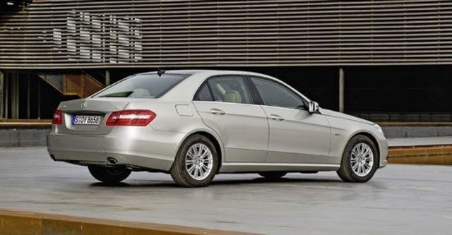 2010 M-Benz E-Class Sedan E220 CDI Elegance  第5張相片