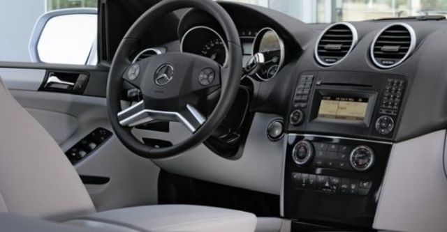 2010 M-Benz M-Class ML350  第5張相片