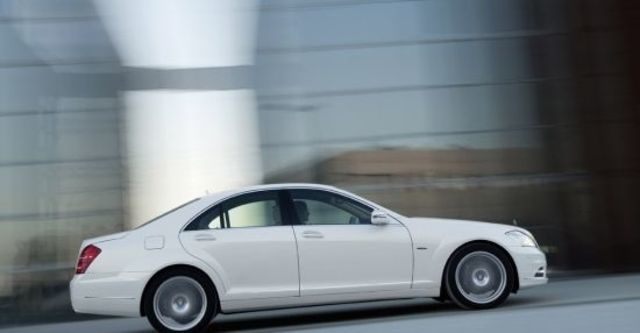 2010 M-Benz S-Class S400 Hybrid L  第4張相片