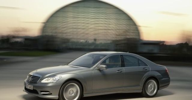 2010 M-Benz S-Class S450L  第1張相片