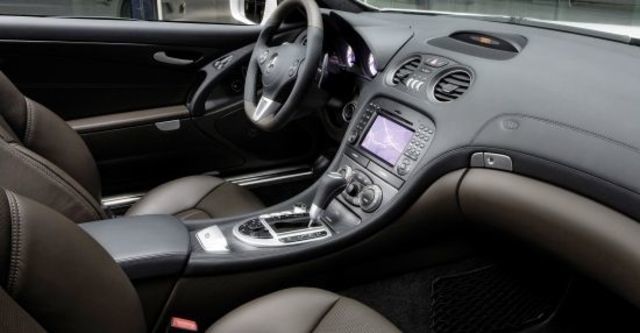 2010 M-Benz SL-Class SL63 AMG  第8張相片
