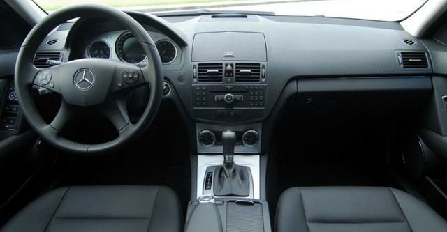 2009 M-Benz C-Class C200K T  第5張相片