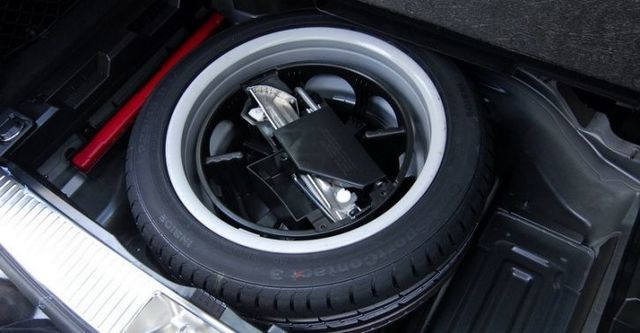 2009 M-Benz C-Class C300 T  第7張相片