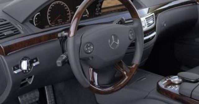 2009 M-Benz S-Class S300L存檔備用  第7張相片