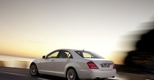 2009 M-Benz S-Class S400 Hybrid  第14張相片