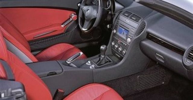 2009 M-Benz SLK-Class SLK350  第8張相片