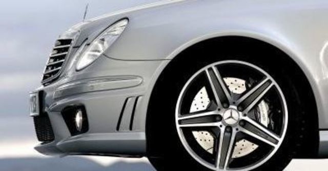 2008 M-Benz AMG E63  第6張相片