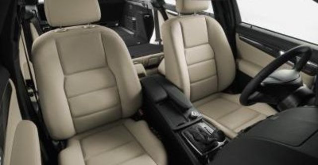 2008 M-Benz C-Class C220 CDI Classic  第8張相片