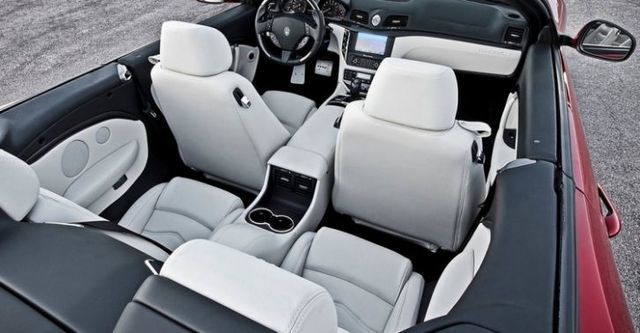 2015 Maserati GranCabrio Sport 4.7  第7張相片