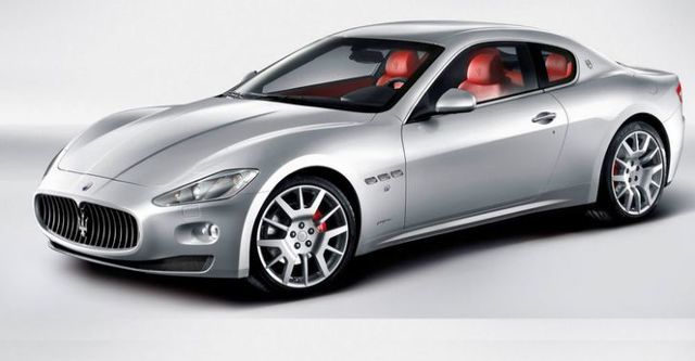 2015 Maserati GranTurismo 4.2  第1張相片
