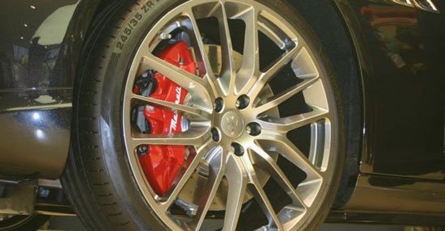 2013 Maserati Quattroporte GTS  第10張相片