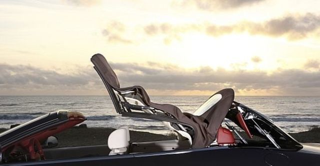 2011 Maserati GranCabrio 4.7  第8張相片