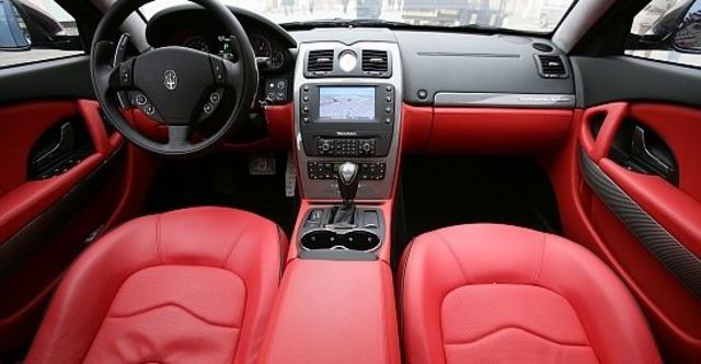 2010 Maserati Quattroporte 4.7 Sport GT S-MC  第7張相片