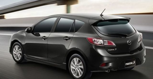 2013 Mazda 3 5D 2.0頂級型  第3張相片