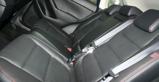 2013 Mazda CX-5 2.0  第7張相片