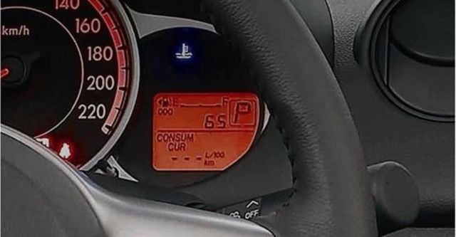 2011 Mazda 2 1.5 Sport  第7張相片