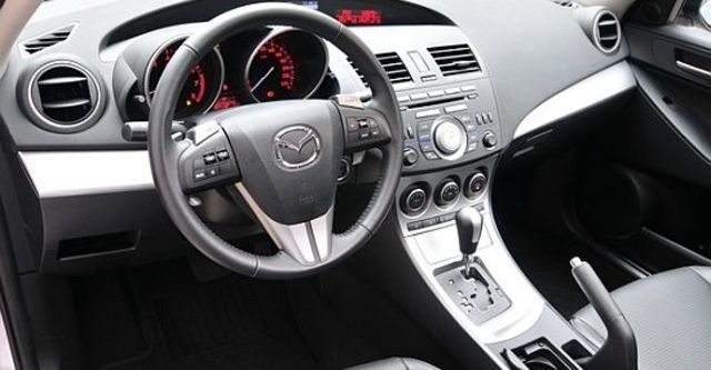 2011 Mazda 3 5D 2.0 頂級型  第7張相片
