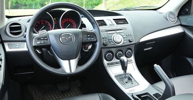 2011 Mazda 3 5D 2.5S  第4張相片